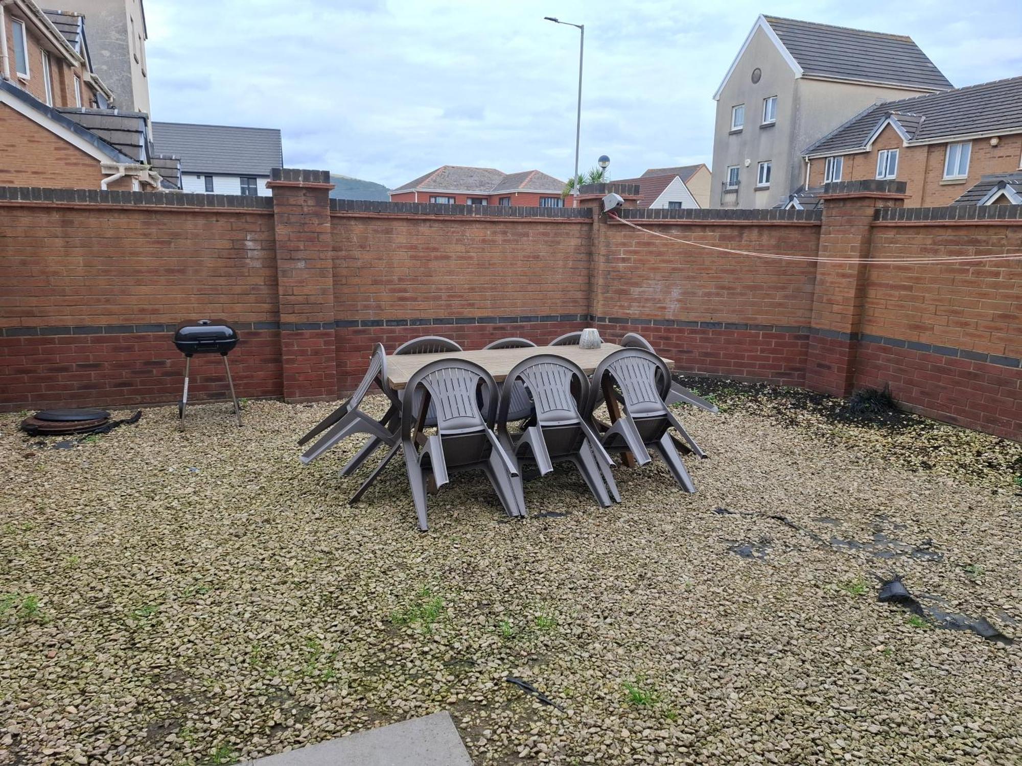 Driftmark Beachfront Location Aberavon Beach Sea Views Large Driveway Parking Private Site Fibre Optic Wi Fi Port Talbot Dış mekan fotoğraf